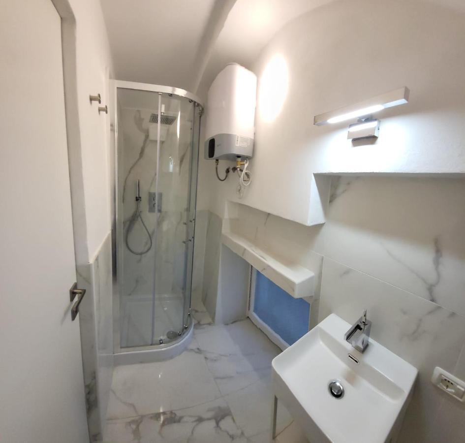 The White Colisseum Apartment Roma Exterior foto